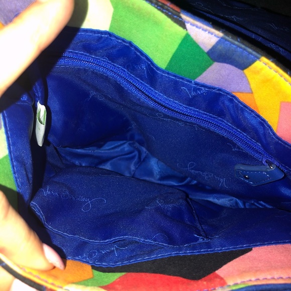 Authentic Vera Bradley crossbody - Picture 5 of 8